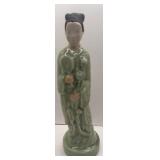 CERAMIC GEISHA GIRL STATUE