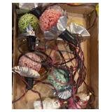 VTG POPCORN STRAND IF CHRISTMAS LIGHTS