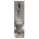 VTG Frederick Cooper table lamp featuring