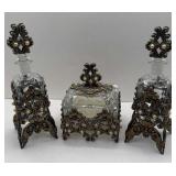 BAROQUE STYLE PERFUME AND POWDER SET