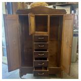 1930ï¿½3ï¿½S ANTIQUE WOODEN CHIFFOROBE