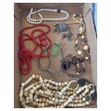 ASSORTMENT OF NECKLACES