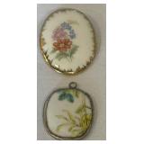 PORCELAIN PENDANT AND BROACH