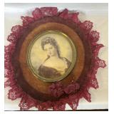 VICTORIAN LADY PORTRAIT UNDER GLASS