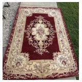 HEAVY ORNATE RUG 62 in.x102in