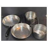 4-VTG REVERWARE POTS AND PANS