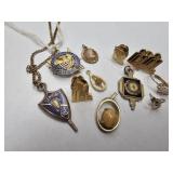 Charms & Pendants