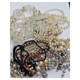 Assorted Vintage Jewelry