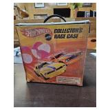 Hot Wheels Case & Lots of Cars, see photos