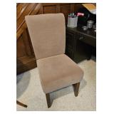 Pretty Sitting Chair
