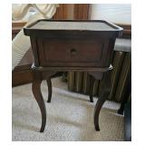 End Stand with Queen Anne Legs