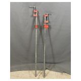 2 Pipe Clamps