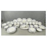 Windsor Ware Dinnerware Set