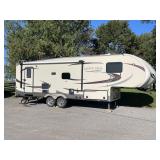 2015 Grand Canyon Fifth Wheel Camping Trailer