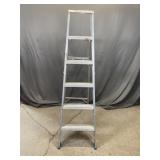 Aluminum Step Ladder