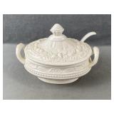 Soup Tureen w Lid & Spoon