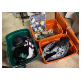 Halloween Decor & Costumes