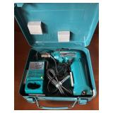 Makita Cordless Driver Drill