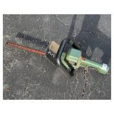 Black and Decker 18" Auto Stop Hedge Trimmer