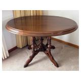 Exquisite Walnut Victorian Oval Parlour Table