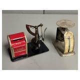 Star Postal Scale and Stamp/Envelope Holder