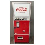 Vintageï¿½Selectivendï¿½Coca-Cola Vending Machine
