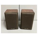 Pair of Realistic Minimus-7W 40 Watt Speakers