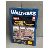 Walthers Cornerstone Champion Packing Co. HO Kit