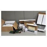 Hawthorne Village Kinkade Christmas HO Trains