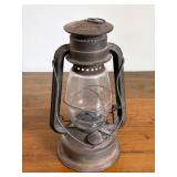 Antique New Lynx Chalwyn Oil Lamp