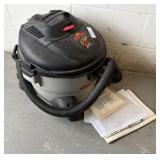 6.5 Gallon Shop Vac + Hose
