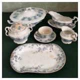Assorted Semi-Porcelain Ivy Border Pattern Pieces