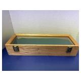 Oak Display Case  18x6x3 1/4 Has keys