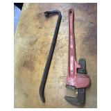 Heavy Duty Pipe Wrench and Crow Bar  21ï¿½
