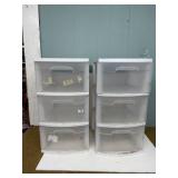 2 plastic storage units 3 drawers