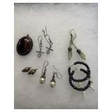 Vintage earrings lot