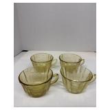 Depression Yellow Amber 4 cups One has chips on