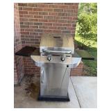 Char Broil Grill  with tank Needs. Good