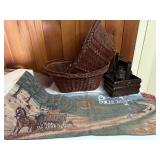 Table Runner with Baskets