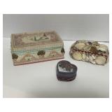 Trinket boxes