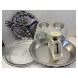 Pyrex Pie Plates Aluminum Metal Plates