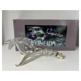 Oneida, Amaryllis Reclining Bud Vase