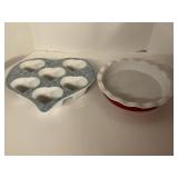 Blue sponge ware ceramic heart shaped muffin pan