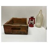 Vintage Neeseï¿½s Sausage delivery box with vintage