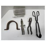 Bracket, Briggs & Stratton 19063 Valve Spring