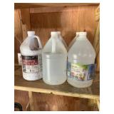Four bottles of unopened distilled white vinegar