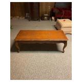 Vintage Oak Coffee Table.  45ï¿½ x 20ï¿½ x 15ï¿½