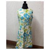 vintage hand made sleeveless shift dress features