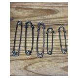 Vntg  5 Safety Pin Metal Horse Blanket Clip