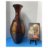 Beautiful decorative vase, 24ï¿½T with wall hanging